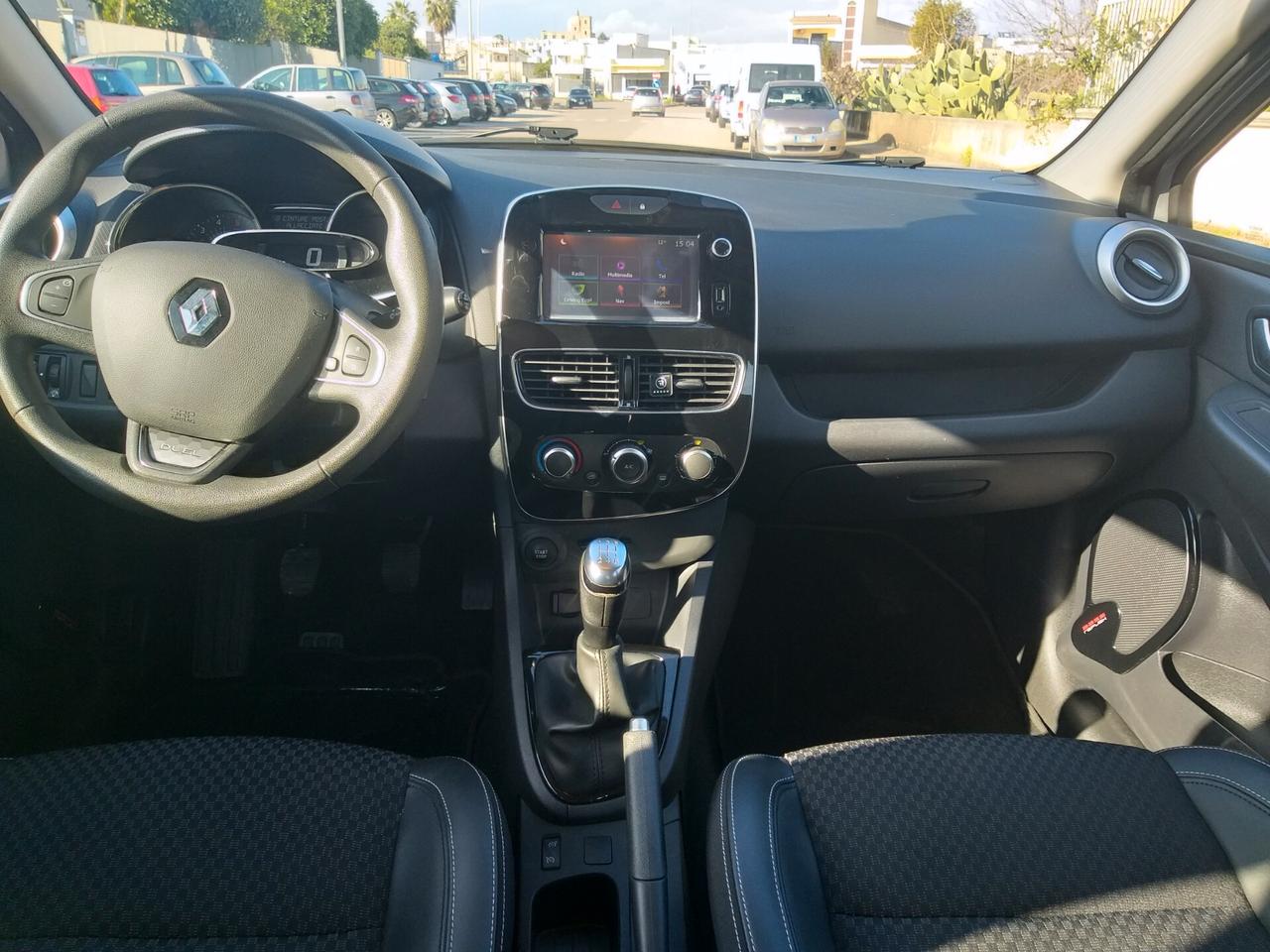 Renault Clio dCi 8V 75 CV 5 porte Moschino Zen