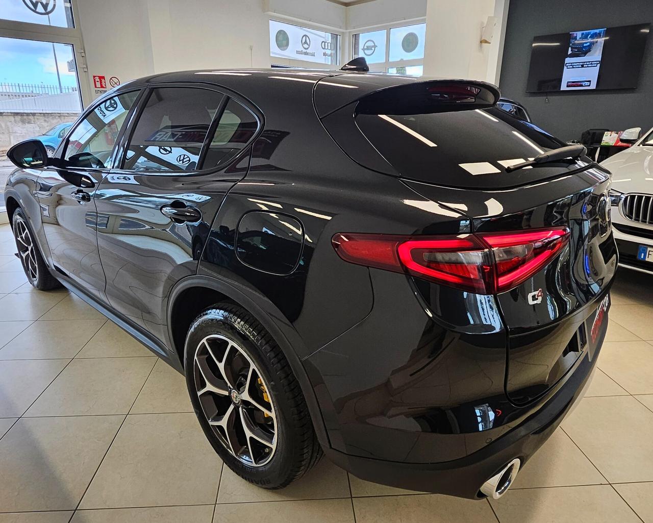 Alfa Romeo Stelvio 2.2 Turbodiesel 210 CV AT8 Q4 Super