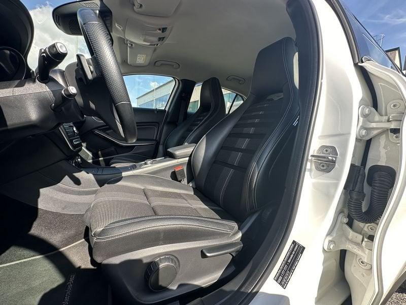 Mercedes-Benz GLA GLA 200 d Sport auto