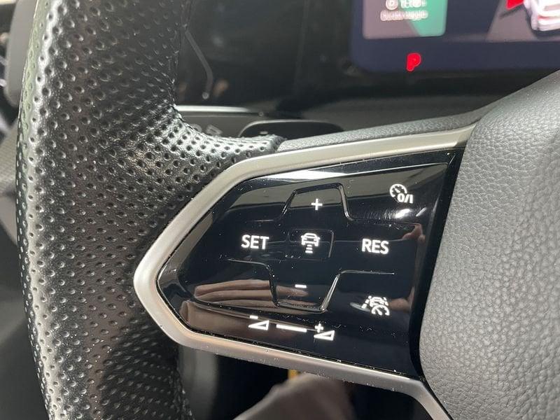 Volkswagen Golf Golf 2.0 TDI 150 CV DSG SCR R-Line