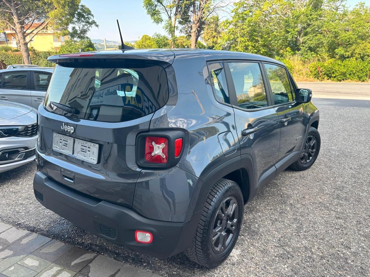 Jeep Renegade 1.6 Mjt 130 CV Business
