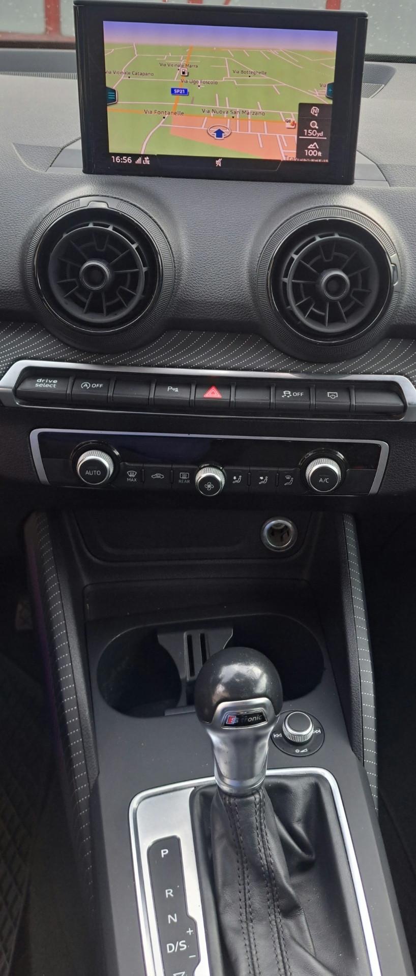 Audi Q2 30 TDI S tronic