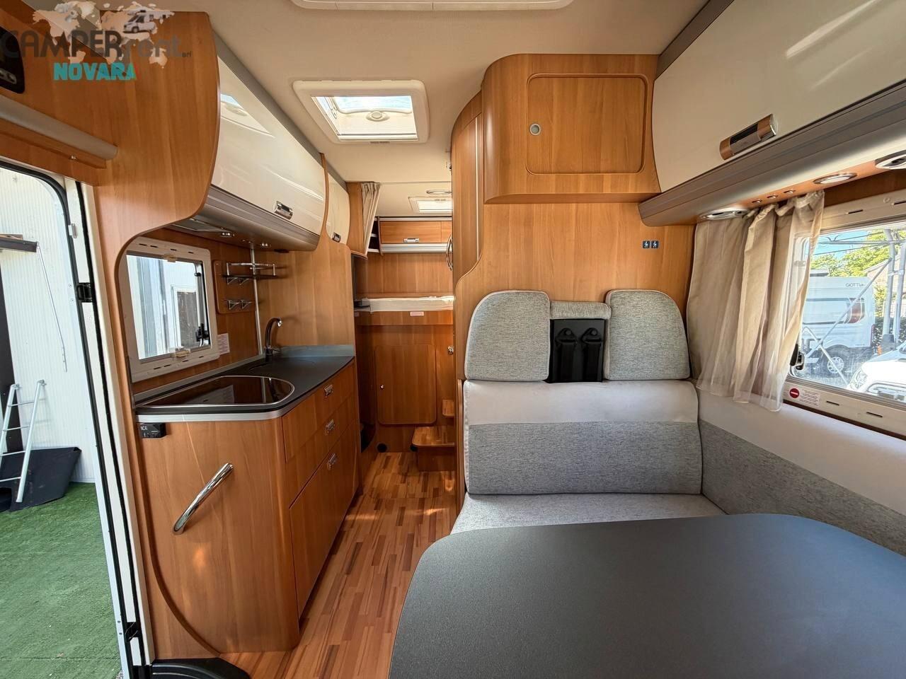 Laika ECOVIP 610 MOTORHOME LETTO MATRIMONIALE 6.80 MT