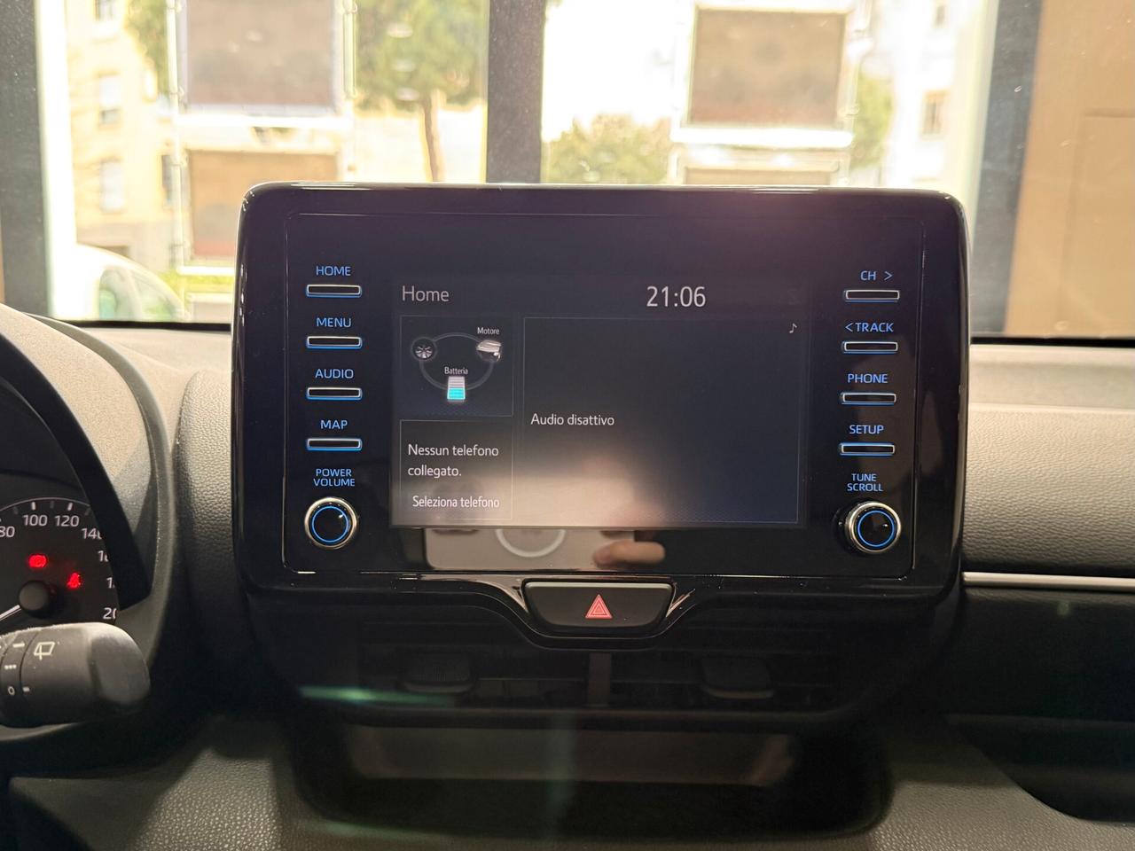 Toyota Yaris 1.5 Hybrid 5p. Business