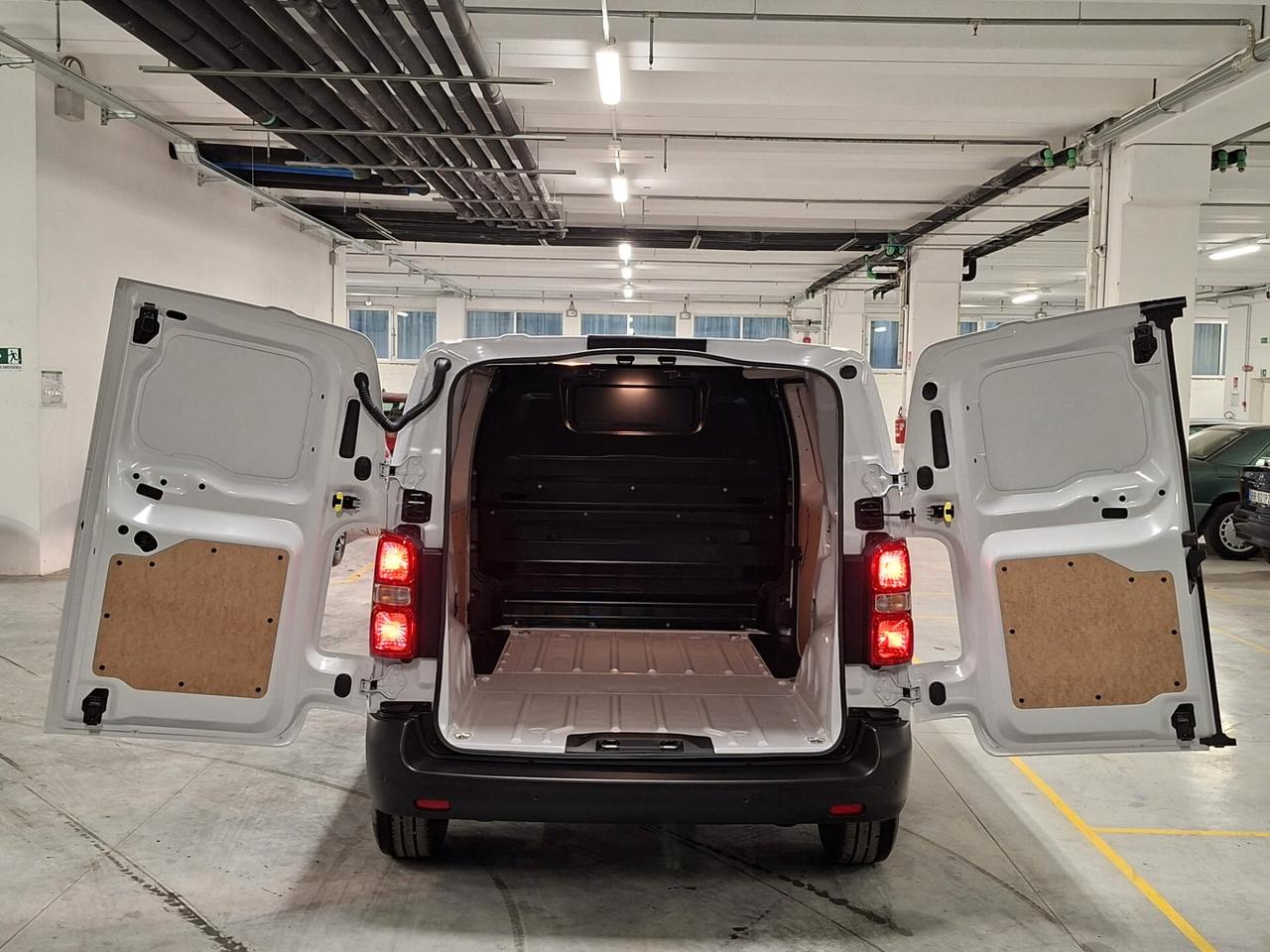 Fiat Scudo Van 1.5 BlueHDi 120CV L2H1 Km. Zero