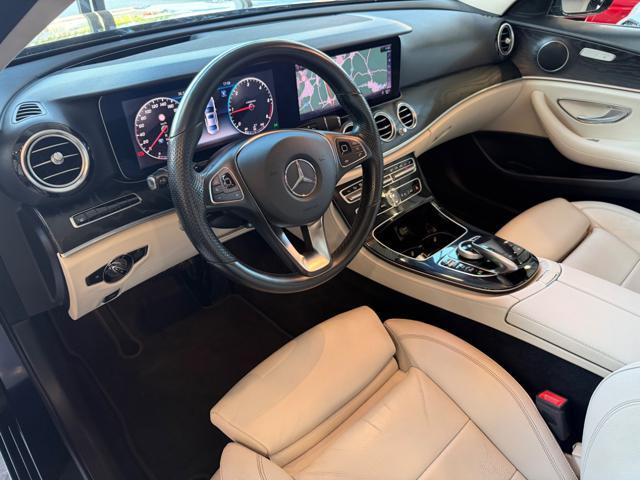 MERCEDES-BENZ E 220 d 4Matic Auto Premium Plus AMG