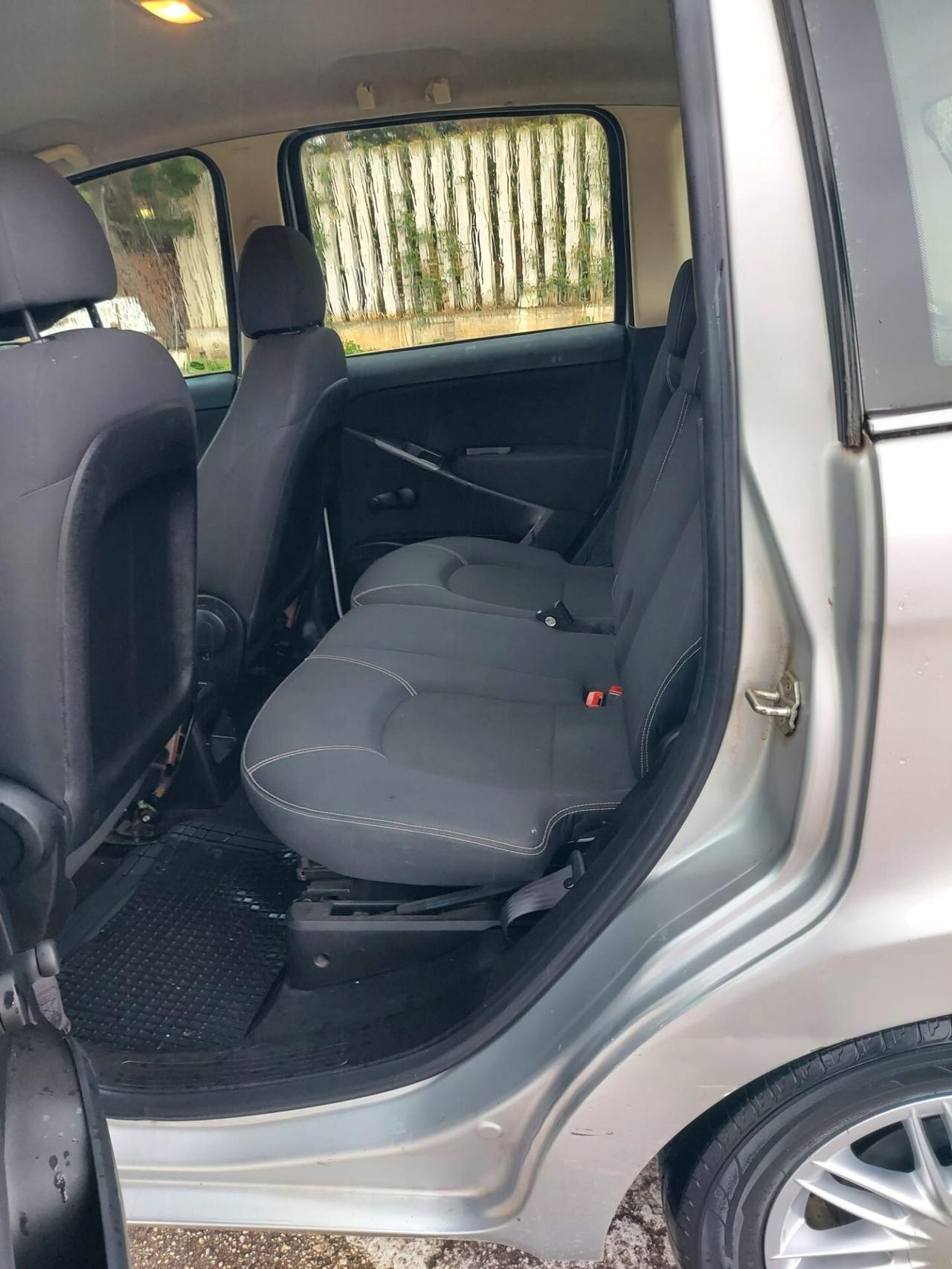 Lancia MUSA 1.3 Mjt 95 CV 5th Avenue 2012