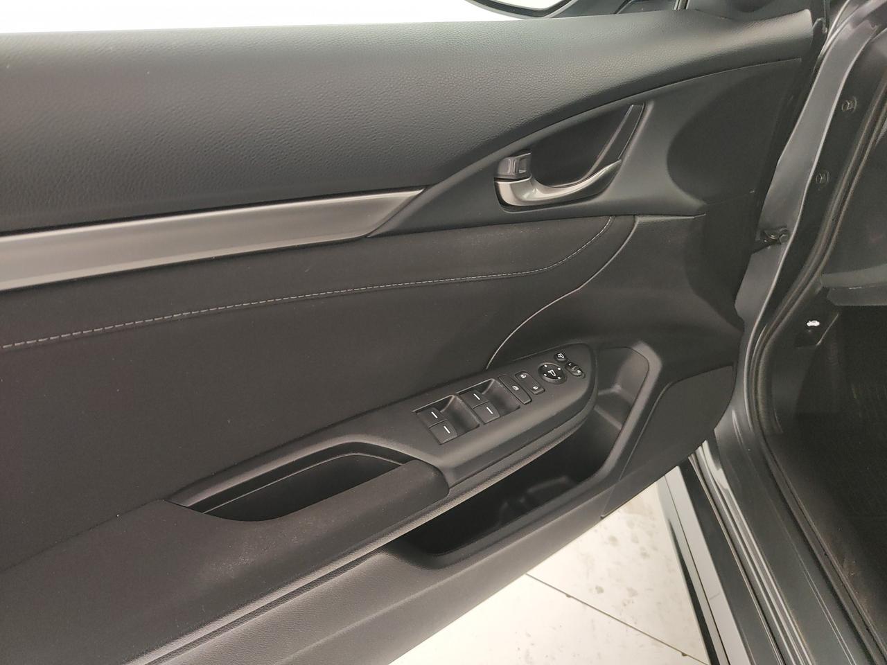 HONDA Civic 5p 1.0 Elegance Navi