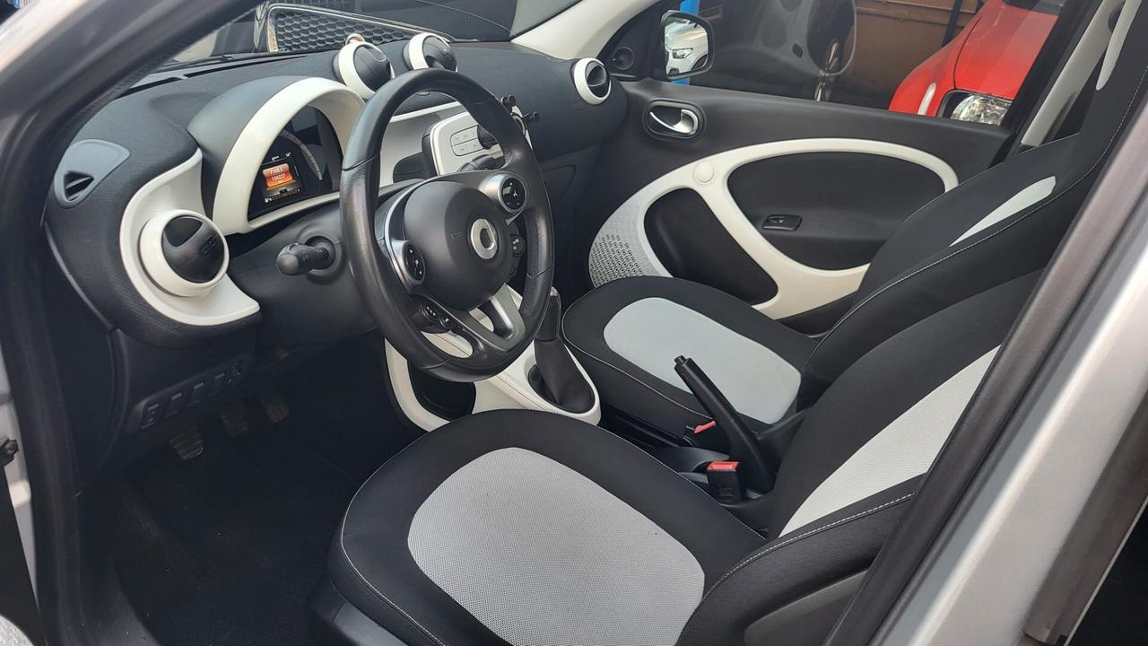 Smart ForFour 70 1.0 Passion