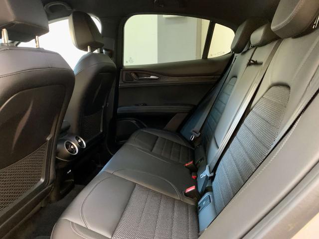 Alfa Romeo Stelvio Stelvio 2023 2.0 T Sprint Q4 280cv auto - 25.790km