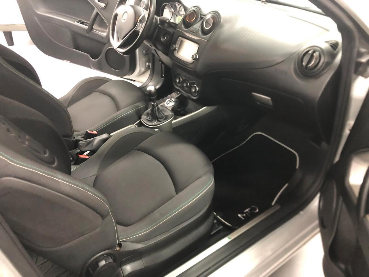 Alfa Romeo MiTo 1.6 JTDm-2 QV-LINE Quadrifoglio