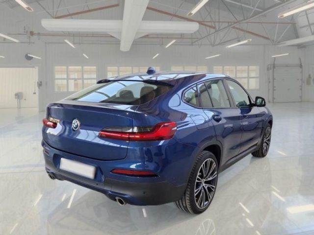BMW X4 xDrive20d 48V Business Advantage