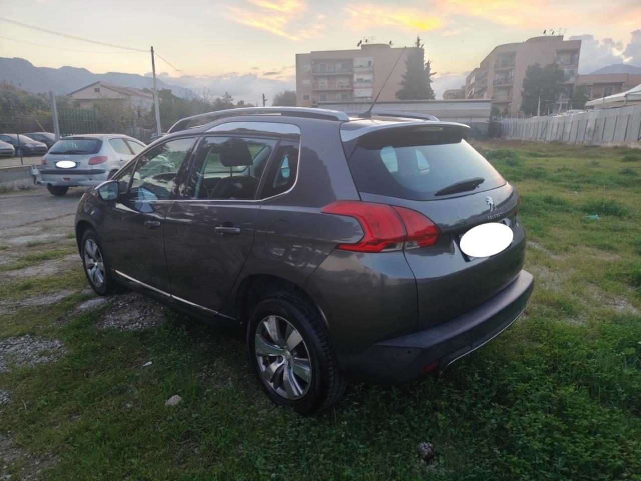 Peugeot 2008 1.6 e-HDi 92 CV Stop&Start Allure