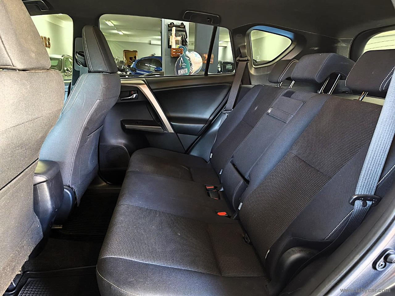 TOYOTA RAV4 2.5 Hybrid 2WD Lounge UNICOPROP*72.000KM