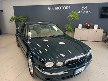 Jaguar X-Type 2.5 V6 24V cat Executive