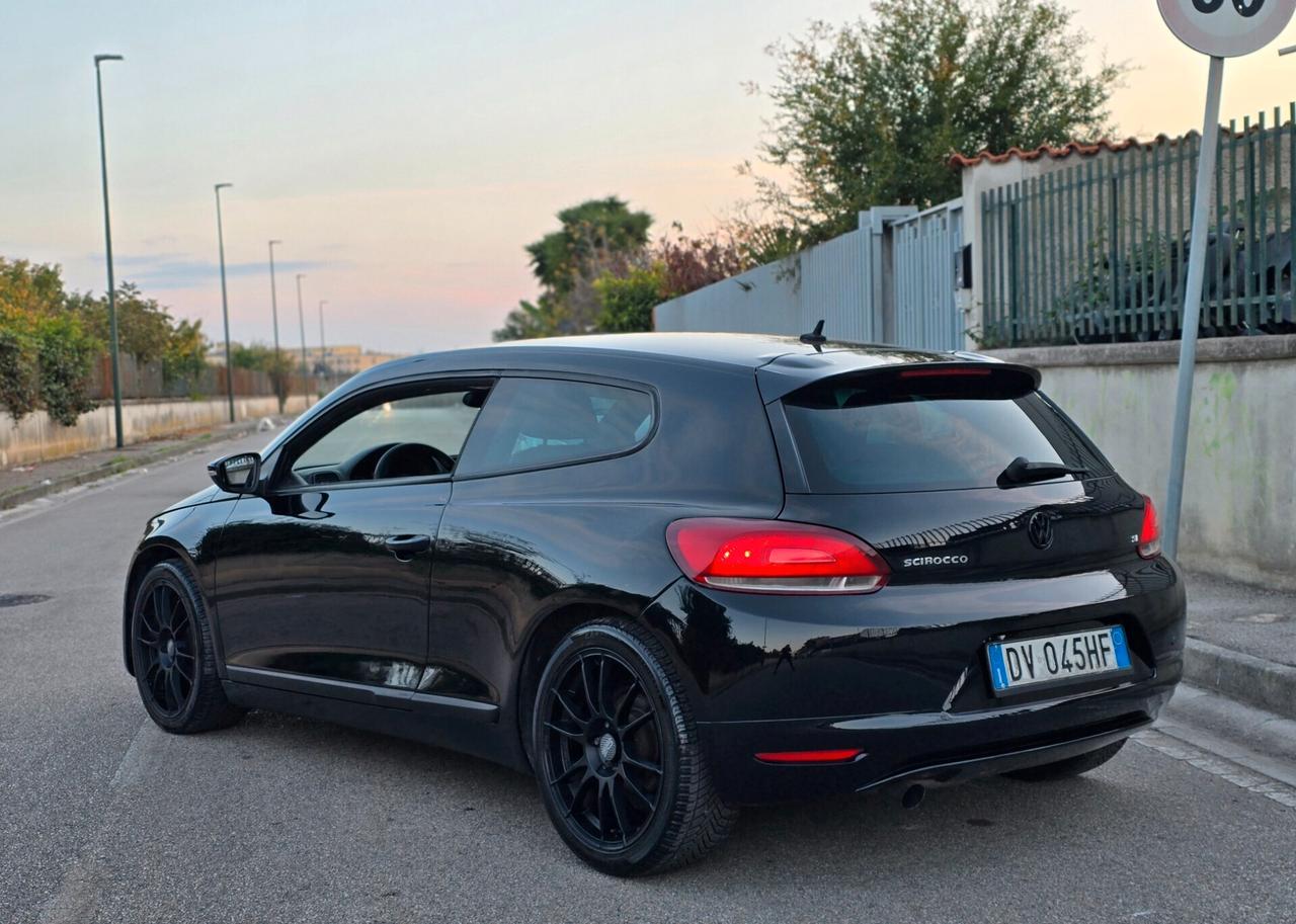 VOLKSWAGEN SCIROCCO 1.4 TSI TOTAL BLACK NUOVISSIMA