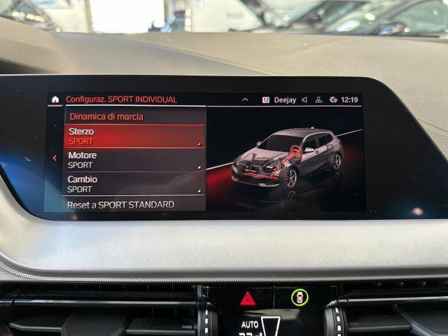 BMW 116 d 5p. Business Advantage Auto - 17"M - Carplay-IVA