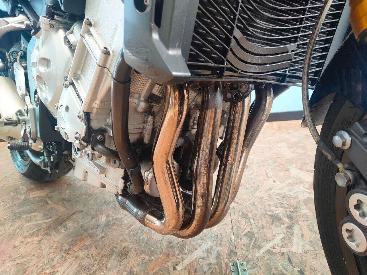 Yamaha FZ1 Fazer: la stradale sportiva e confortevole