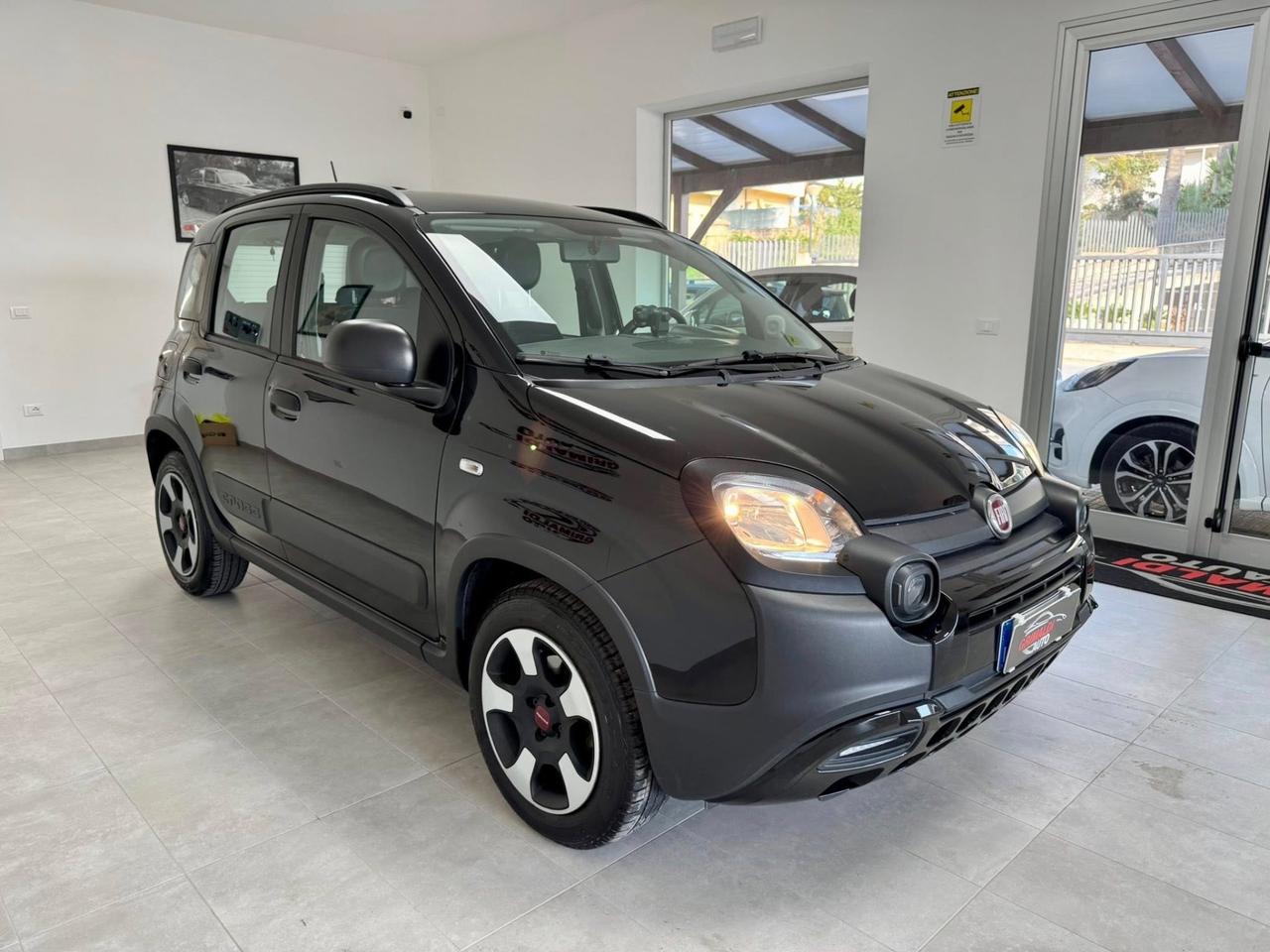 Fiat Panda 1.0 FireFly S&S Hybrid City Cross