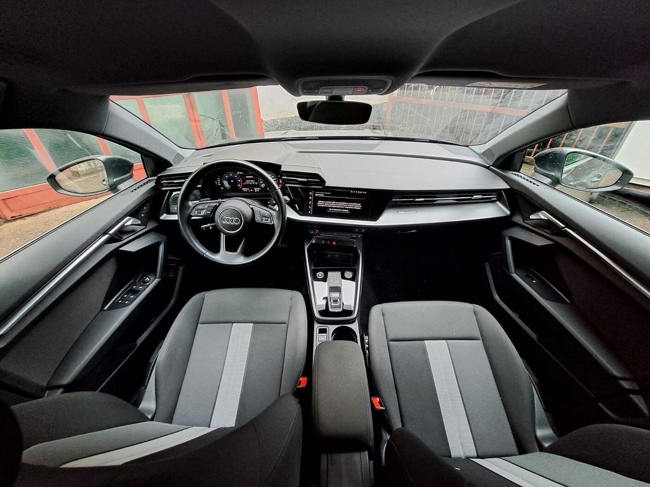 Audi A3 Sedan 35 TDI S tronic Business Advanced