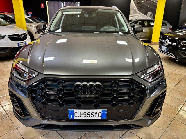 AUDI Q5 40 TDI 204 CV quattro S line - NIGHT PACK - UNIPRO