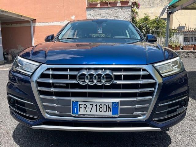 Audi Q5 2.0 TDI quattro S tronic Business Sport