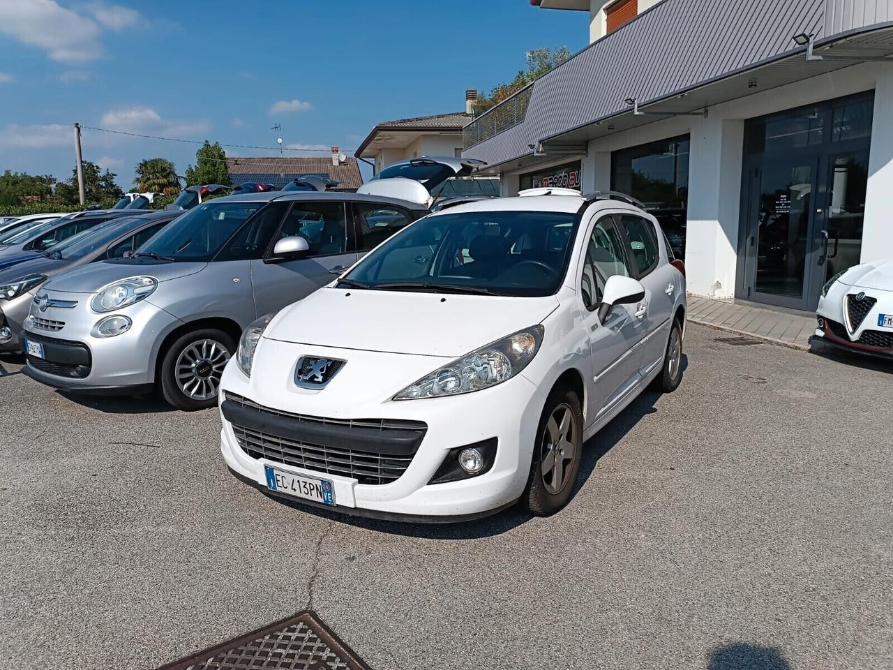 Peugeot 207 1.4 VTi 95CV SW X Line Neopatentati