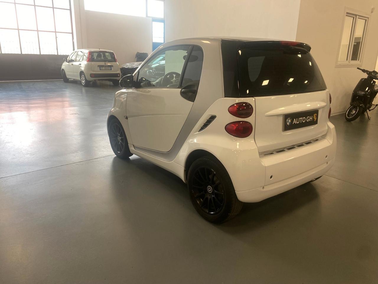 Smart ForTwo 1000 52 kW coupé passion