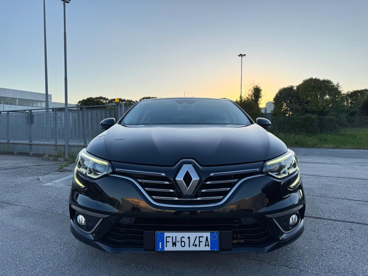 RENAULT MEGANE 1.5 Dci Intens - Led ambient Navi