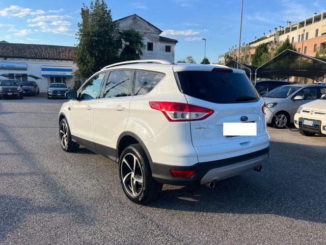 FORD Kuga 2.0 TDCI 150 CV S&S 4WD Powershift Titanium