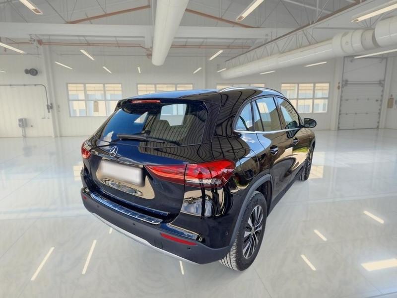 MERCEDES-BENZ GLA 250 Automatic EQ-POWER Bus Extra