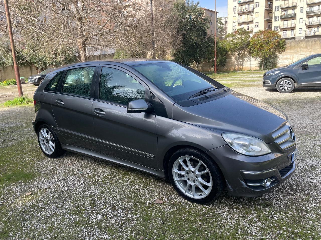 Mercedes-benz B 200 CDI Sport