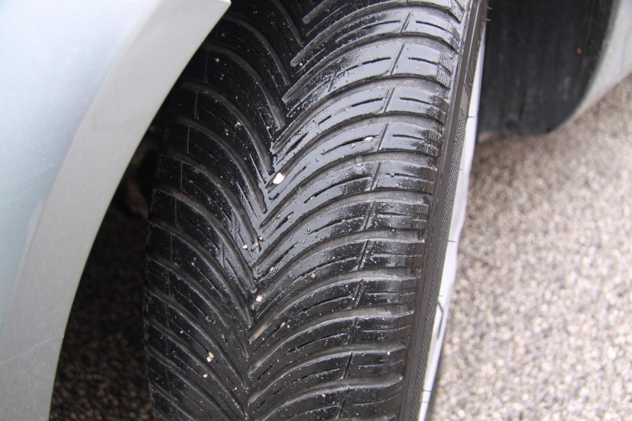 Opel Corsa 1.2 85CV 3 porte GPL-TECH b-color