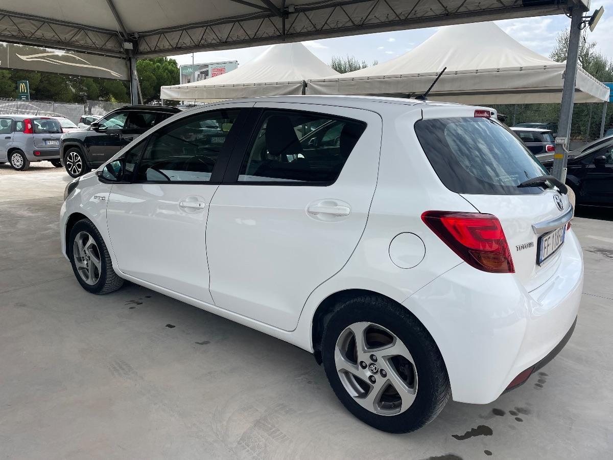 TOYOTA - Yaris - 1.5 Hybrid 5p.Trend "Platinum Ed."