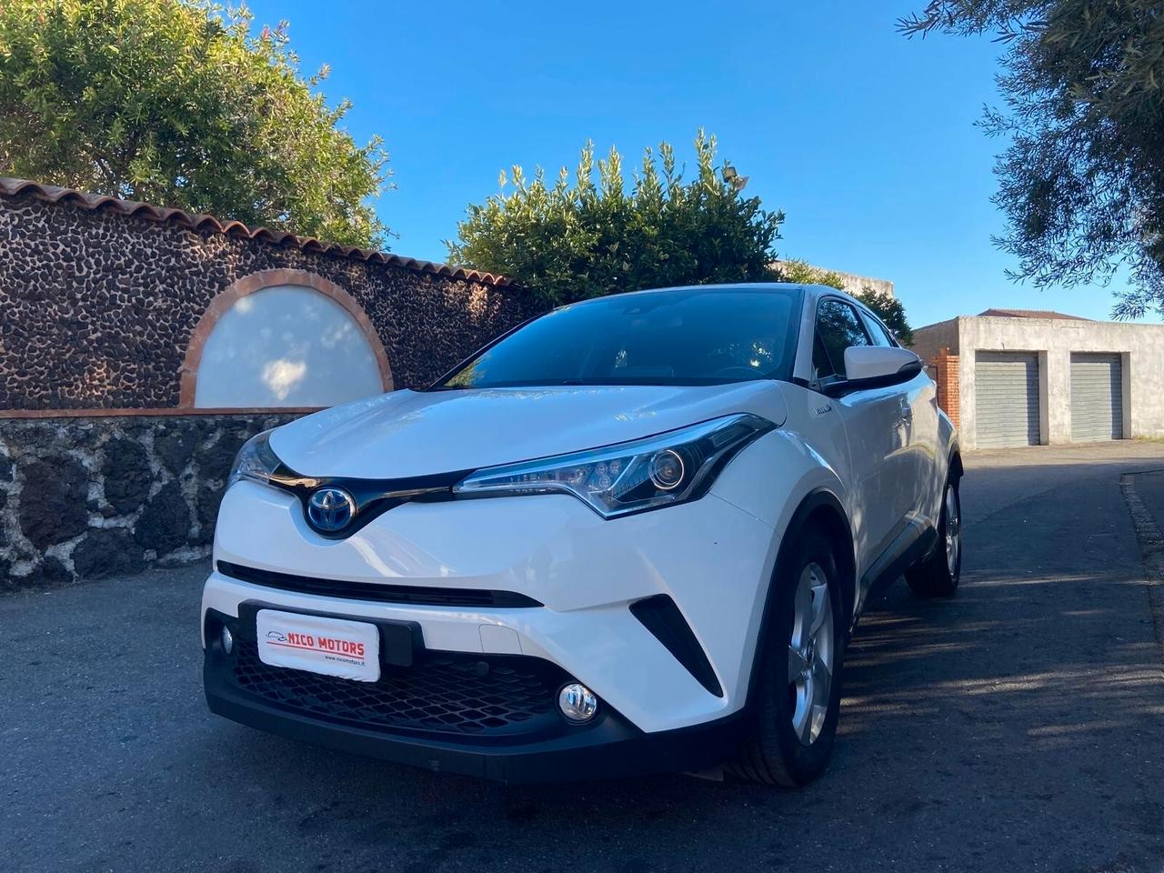 Toyota C-HR 1.8 Hybrid E-CVT Active