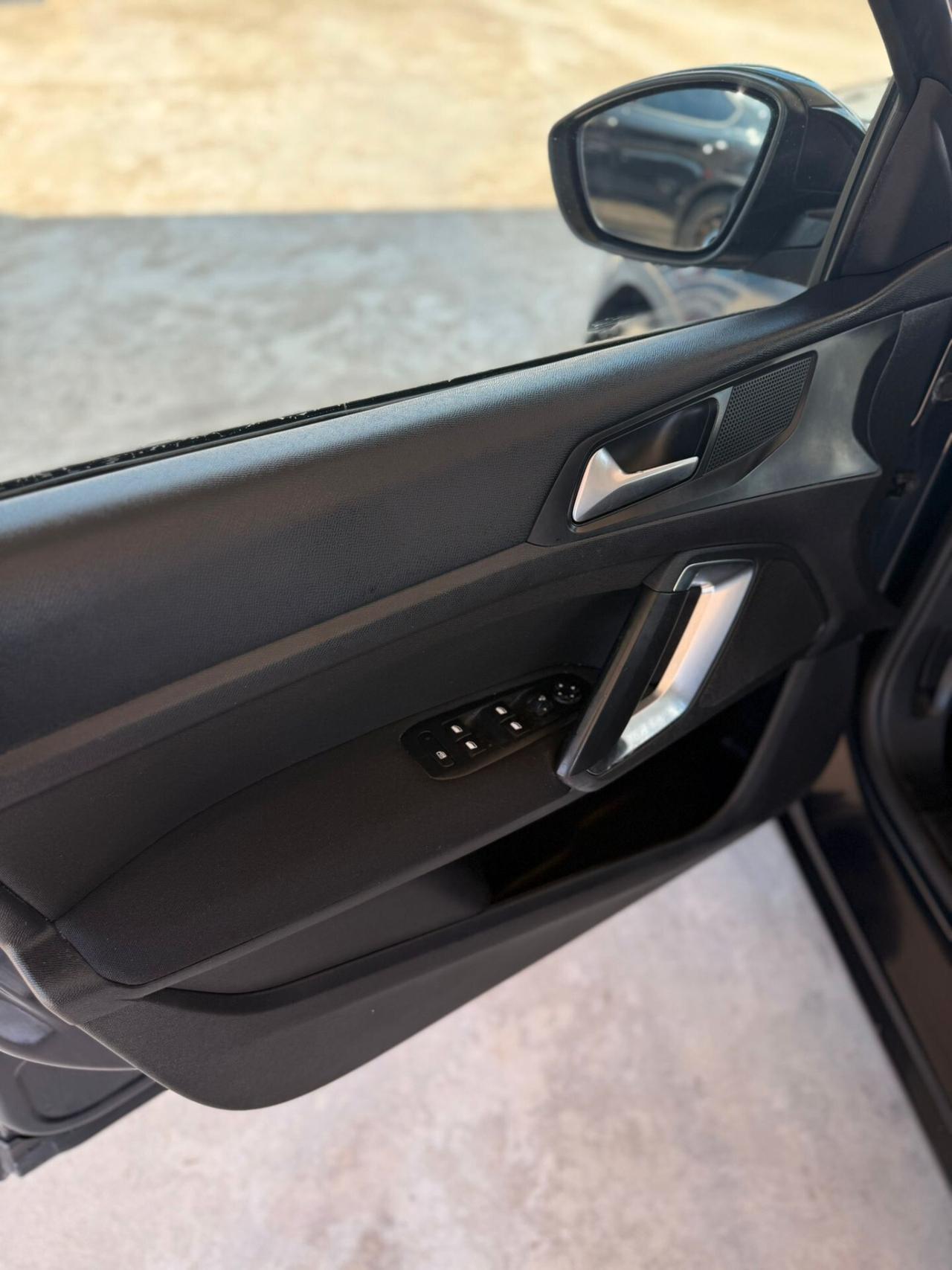 Peugeot 308 BlueHDi 120 S&S SW Business