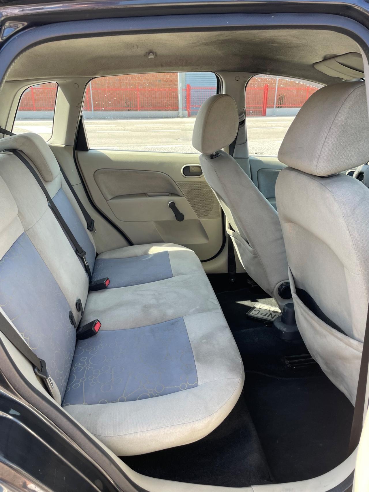 FORD FIESTA 1.4 DISEL TDCI 167.000 KM NEOPATENTATI
