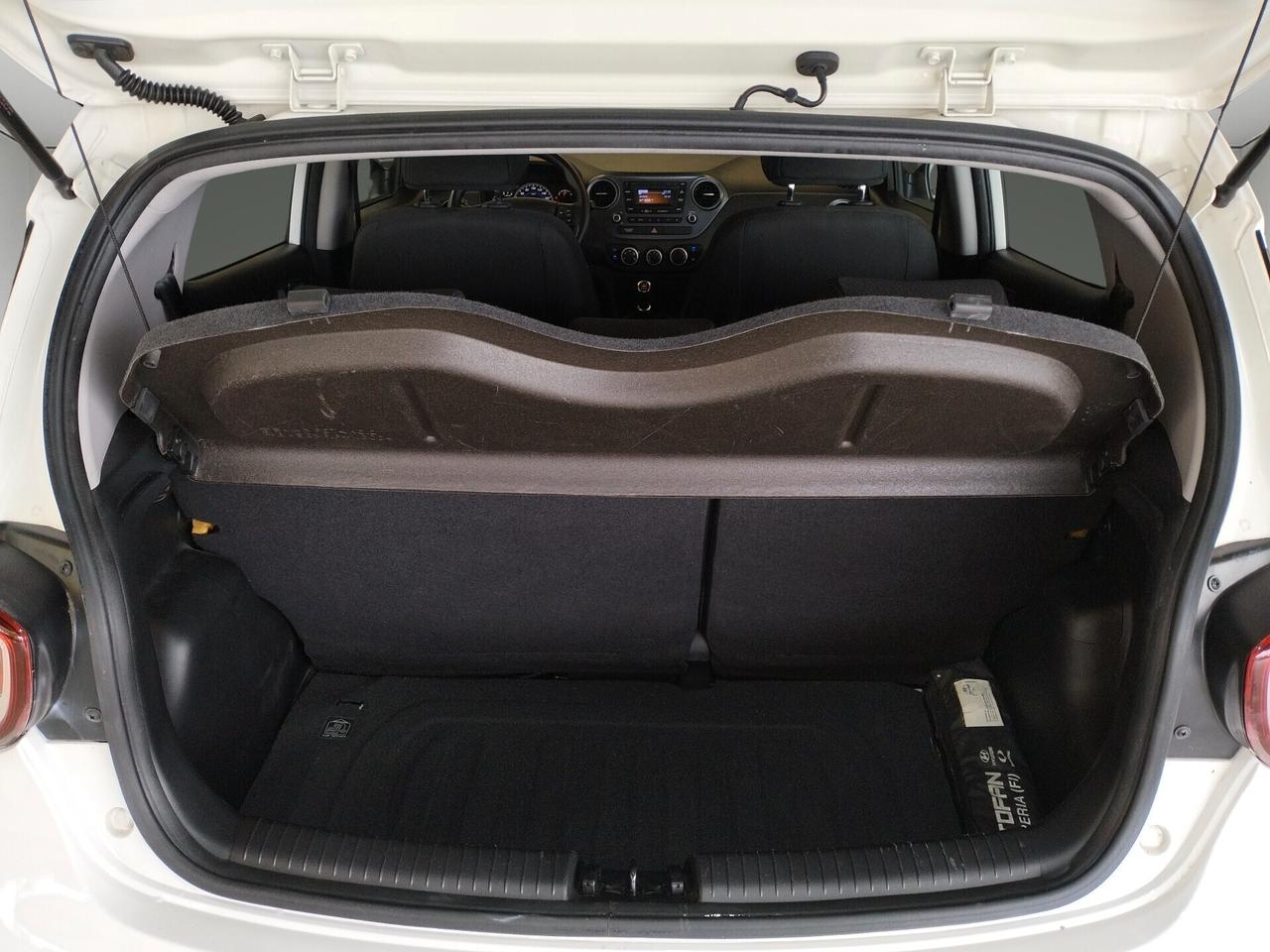 Hyundai i10 1.0 Style - NEOPATENTATI