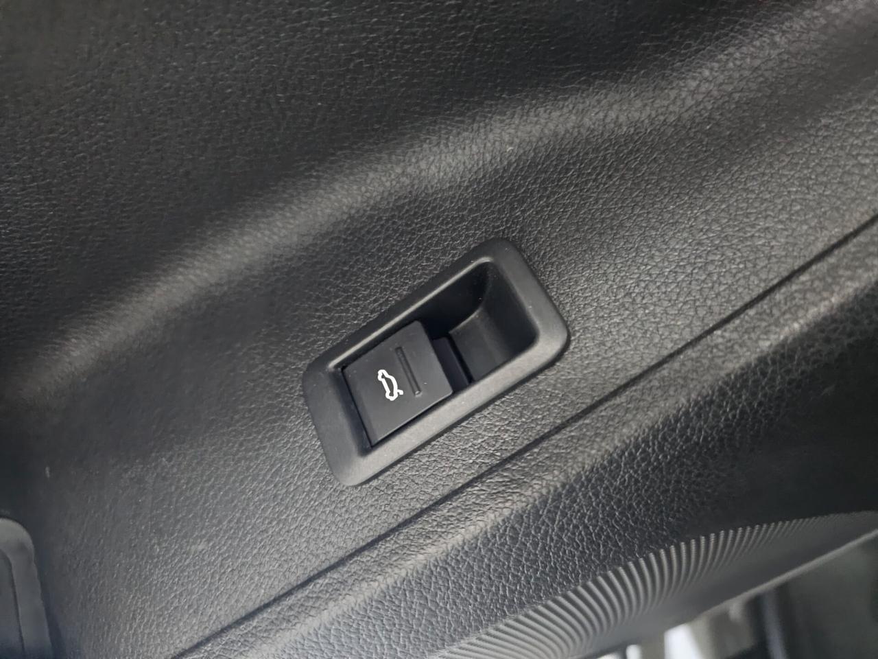 NUOVA AUDI Q3 SPORTBACK 35 TDI 150CV S-TRONIC S-LINE IDENTITY BLACK