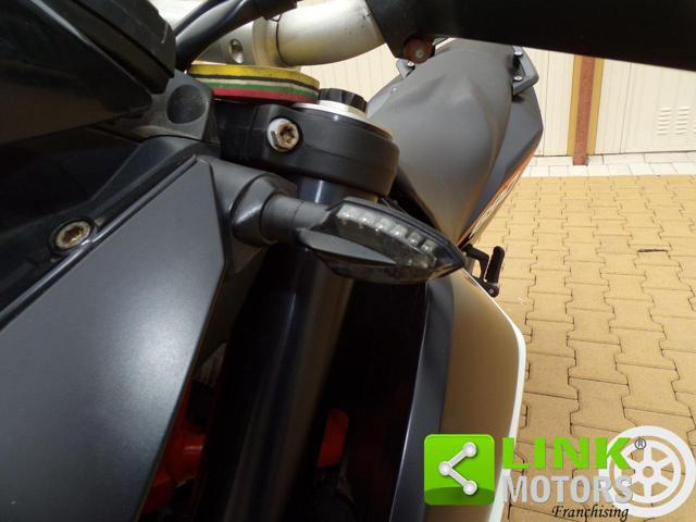 KTM 690 Duke R - Garanzia gratis con finanziamento!