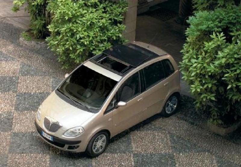 Lancia Musa I 2004 1.9 mjt Oro