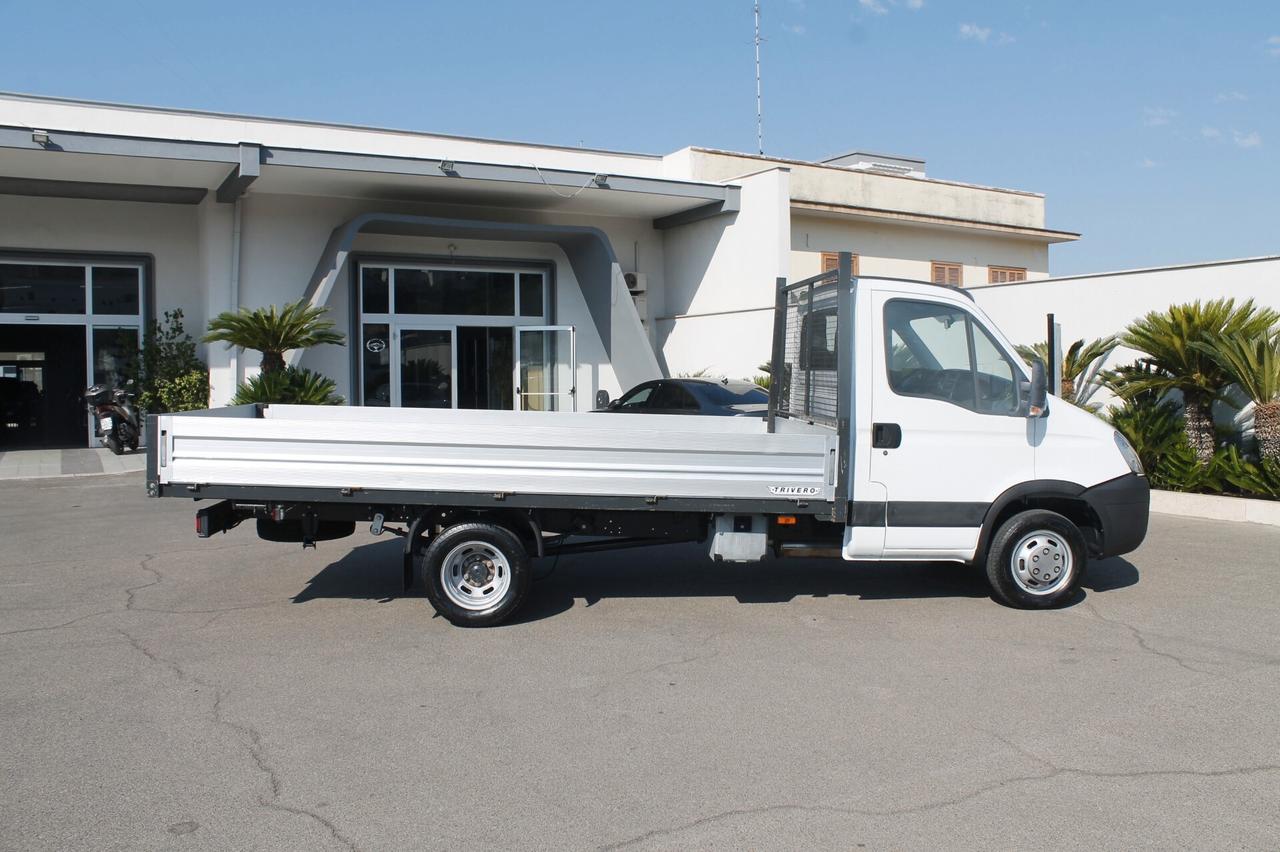 Iveco Daily 35C15 CASSONE FISSO DA 4.30 MT clima