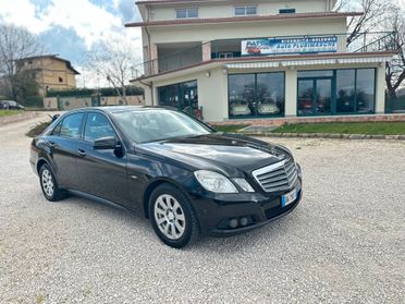 Mercedes-benz E 220 CDI BlueEFFICIENCY Avantgarde