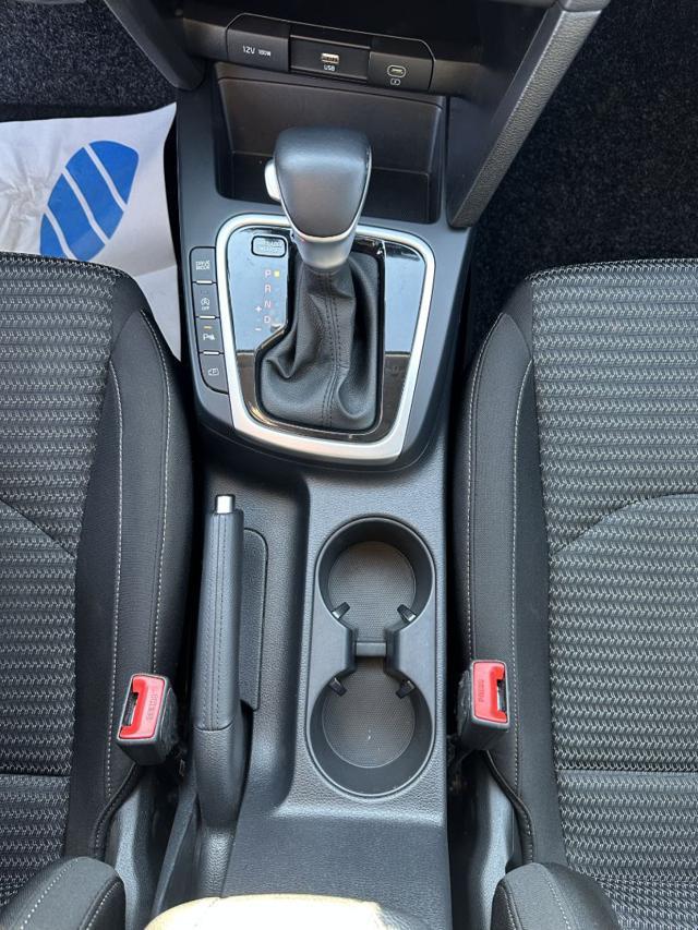 KIA Ceed 1.6 CRDi 136 CV MHEV DCT SW Business