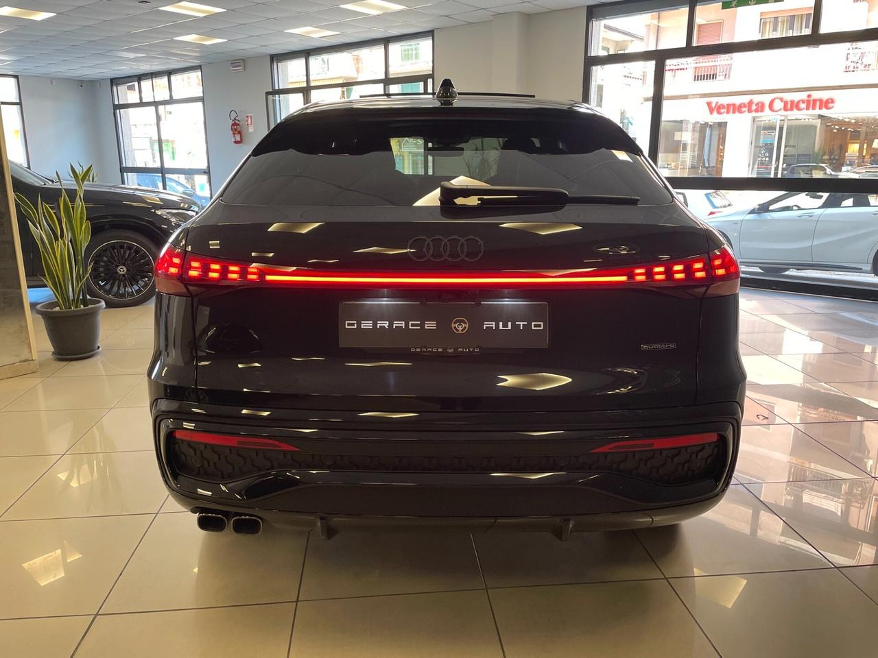Nuova Audi Q5 SPB 2.0 TDI 204cv S-Line tech pro