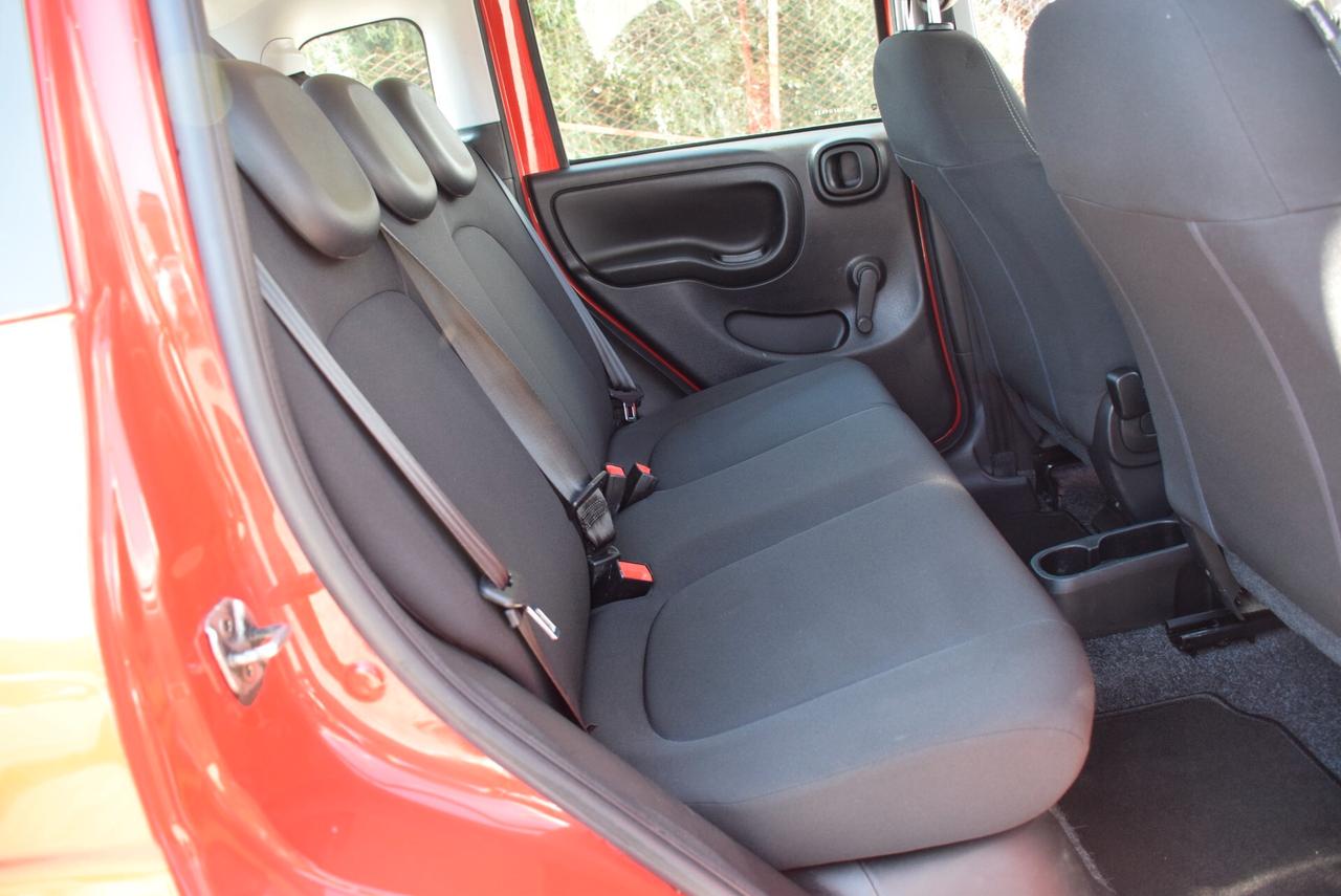 Fiat Panda Cross 1.0 FireFly Hybrid 6M FULL OPTIONAL