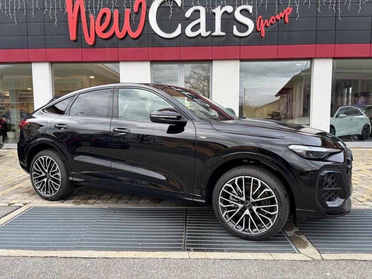 Audi Q5 SPB 40 TDI 204 CV quattro S tronic Identity Black