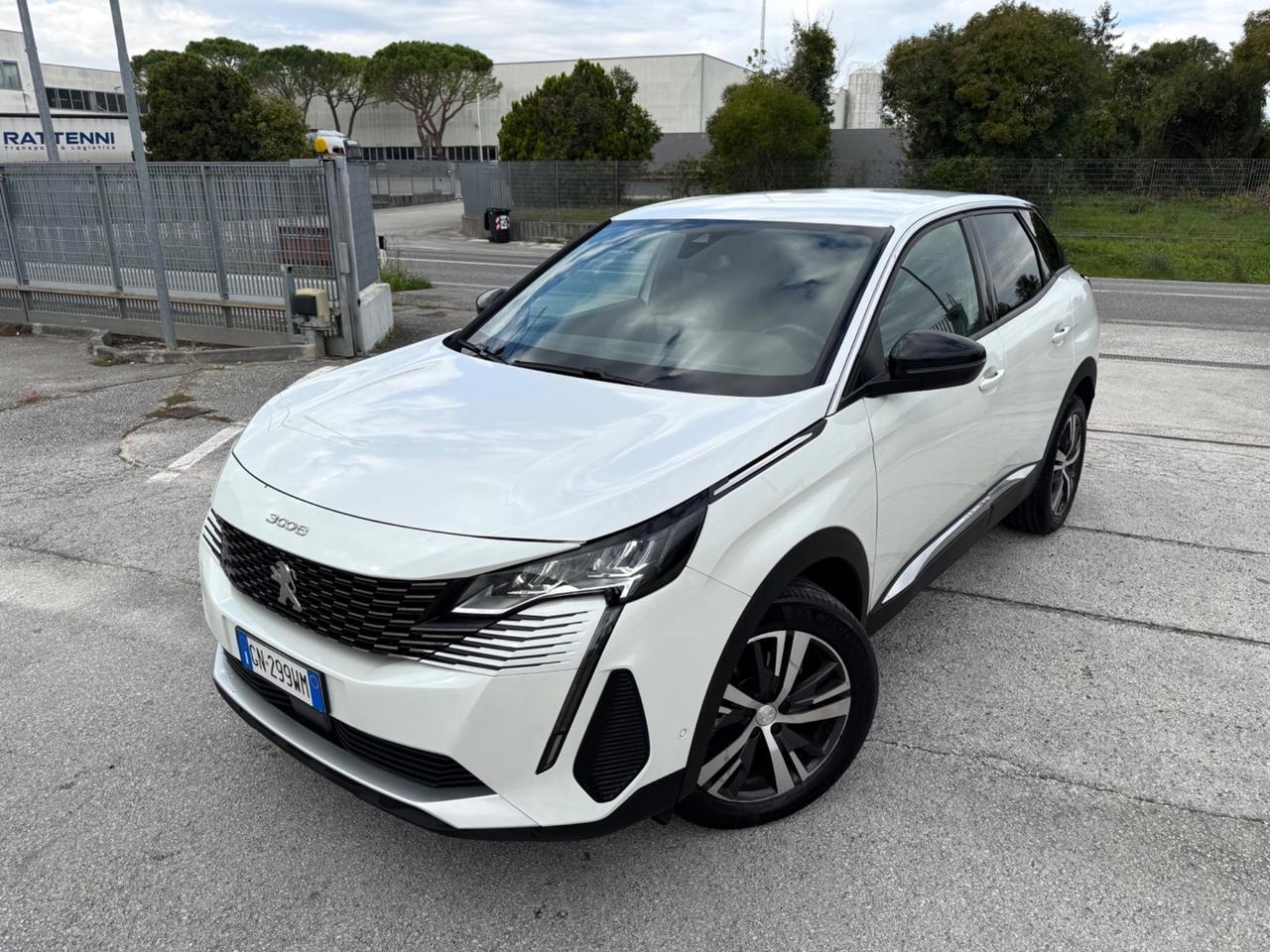 PEUGEOT 3008 1.5 Hdi Allure - Led Navi 18