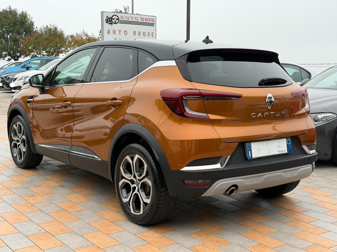 Renault Captur 1.0 TCE 100 cv. INTENS