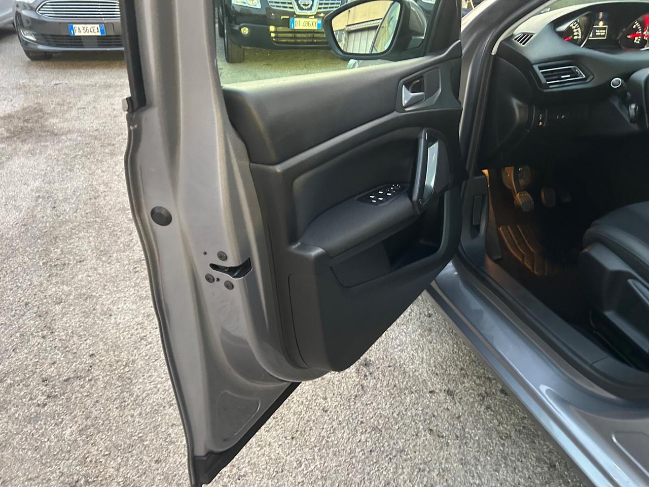 Peugeot 308 BlueHDi 130 GT Line Euro6D